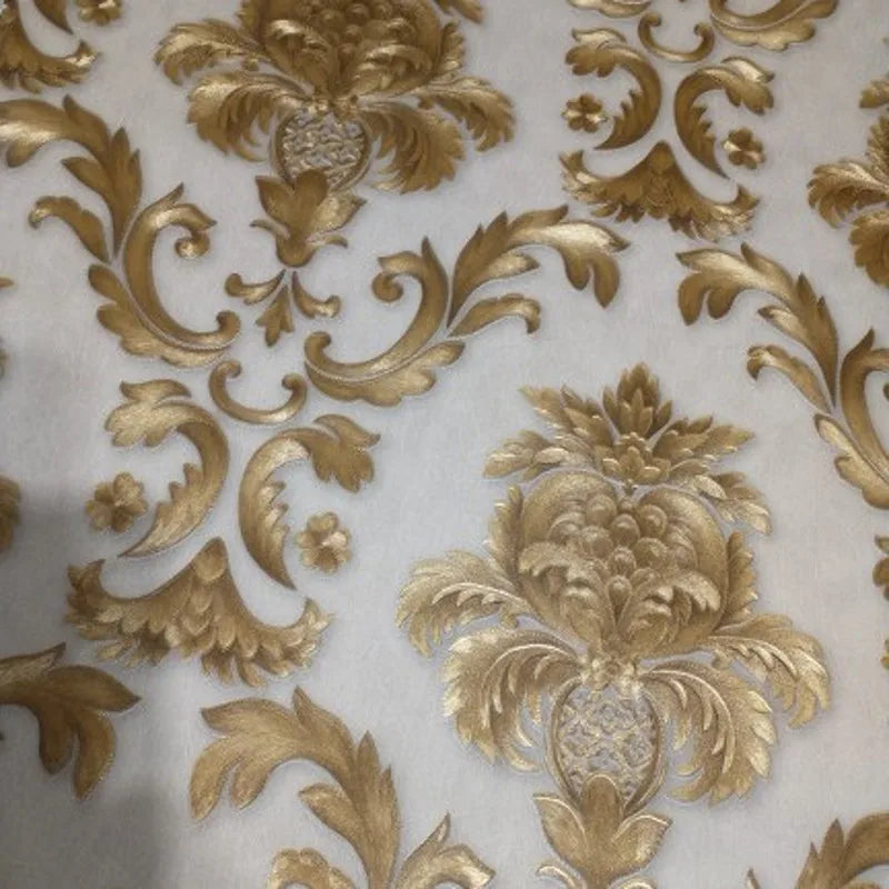 home & garden : Khaki Antiek Goud Damast Behang in van Pantino