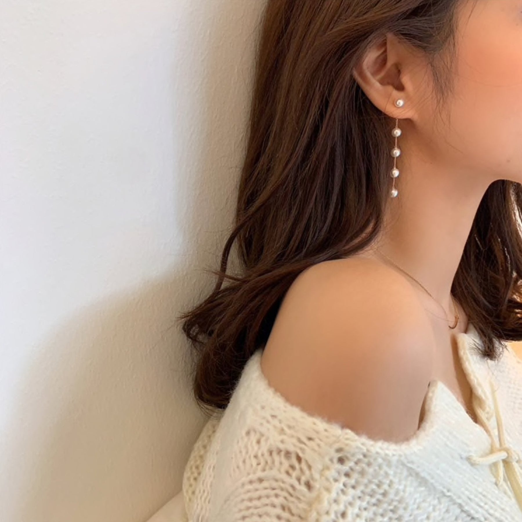 accessories : Pearl Drop Oorbellen in van Pantino