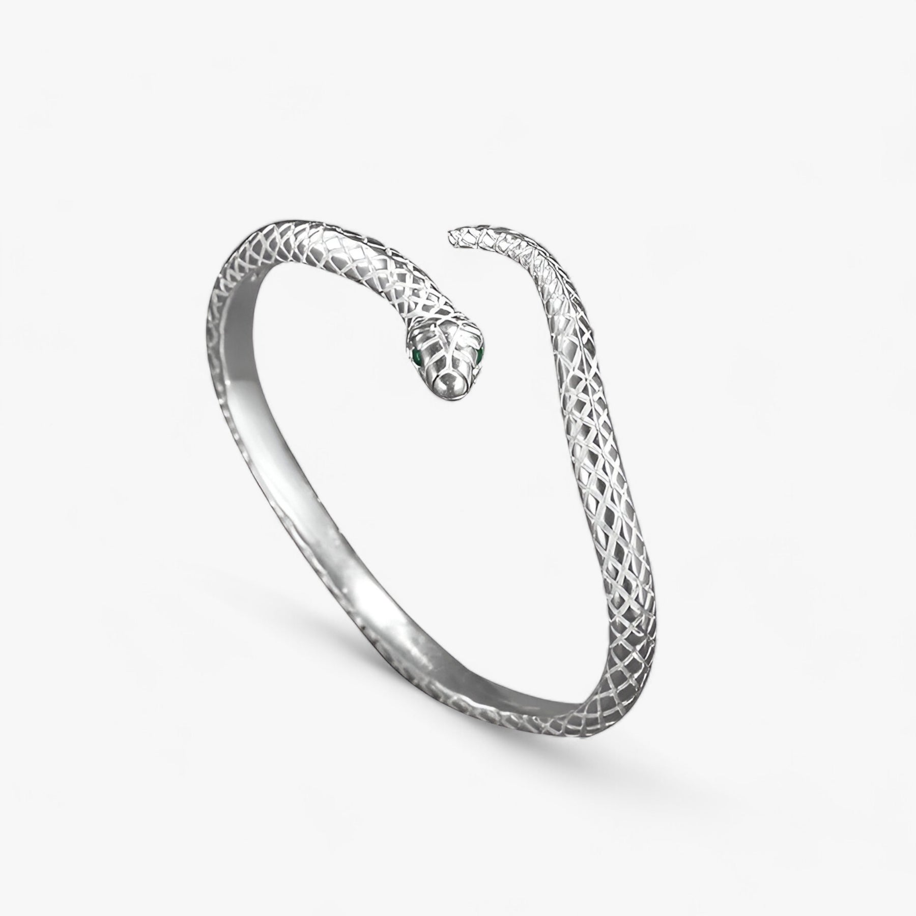 accessories : Hannah | Slangenarmband - Zilveren Charme & Elegant in B029 van Pantinoshop