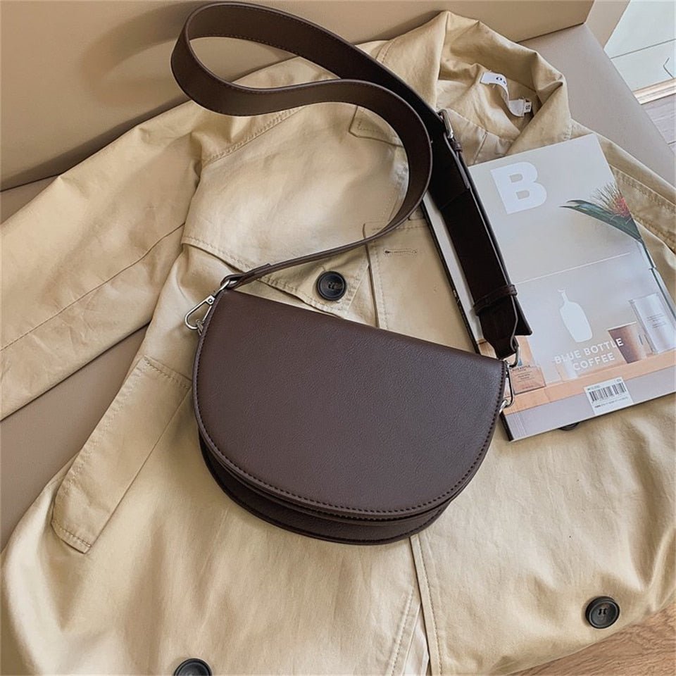 bags : Saddle | Dames Crossbody Tas in Koffie van Pantino