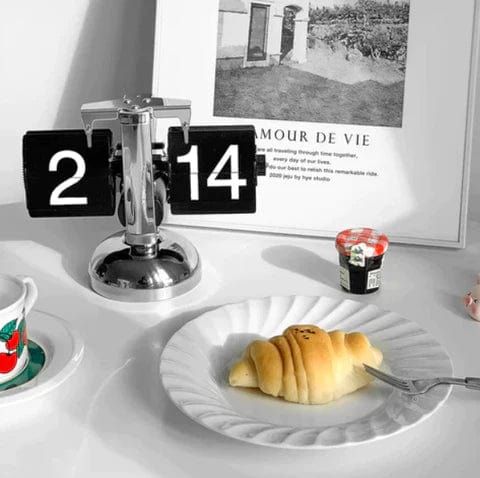 home & garden : The Vintage Clock | Een Echte Eye-Catcher! in Zwart Zilver van Pantino