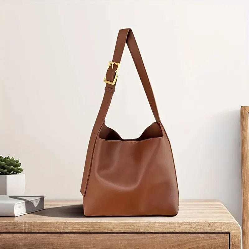 bags : Vera Shoulder Bag in Brown van Pantino