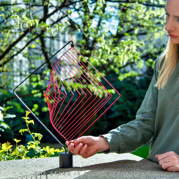 home & garden : Vierkante Golf in Rood Met voet van Pantino