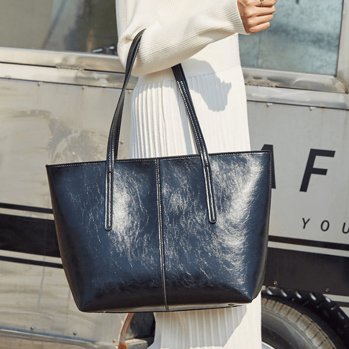 bags : Vintage Oil Wax Leather Tote Bag in van Pantino