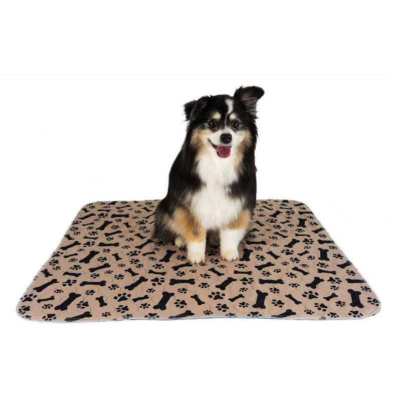 pets : SplashSafe™ | Herbruikbare honden plasmat in 40x60CM Koffie-Bone-Paw van Pantino