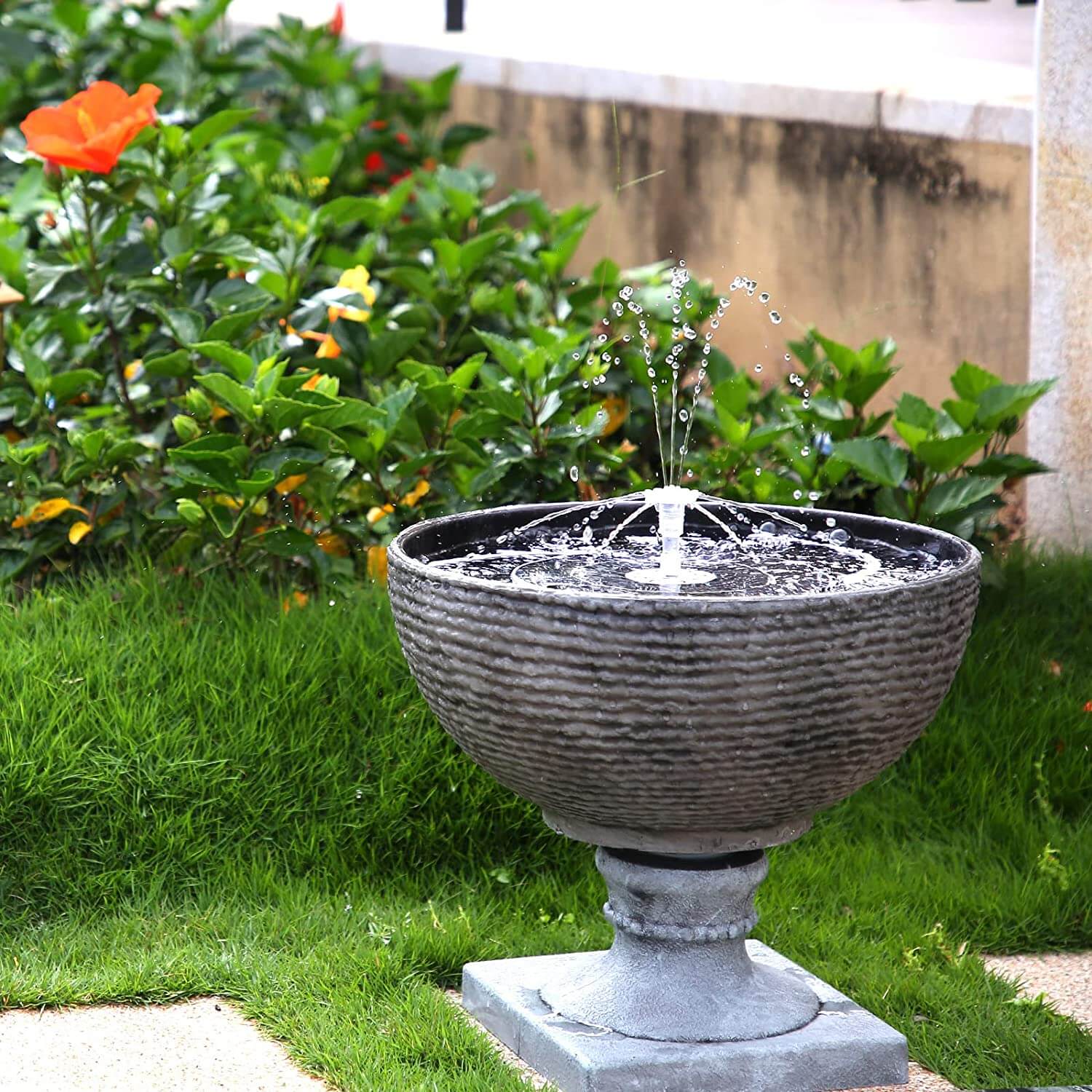 outdoor equipment : LED Zonne Water Fontein in van Pantino