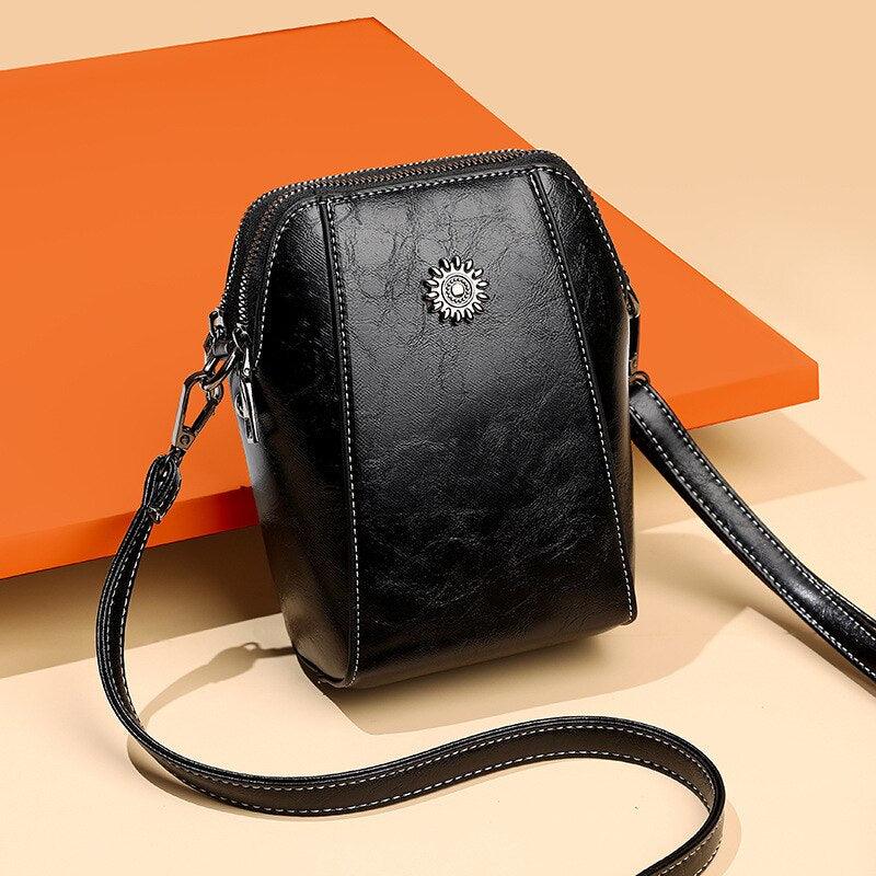 bags : LeatherBag™ - Tas voor mobiele telefoon in Zwart (4 stuks beschikbaar) van Pantino