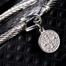 Bracelet : Bedelarmband Heilige Benedictus Goudkleurig - Religieuze Heren/Dames Armband in silver van Pantino