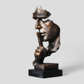 Cicha ekspresja, pobudzająca rzeźba art déco - złota