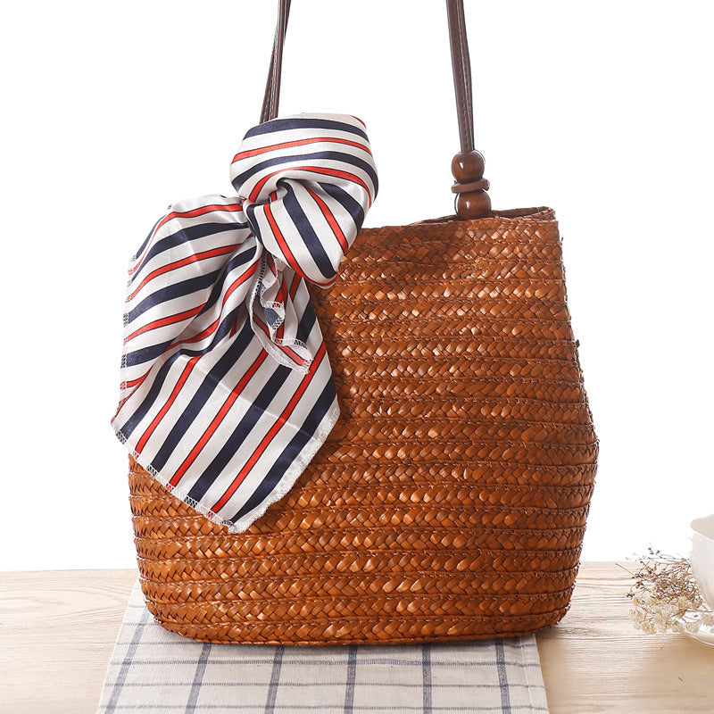Beach bags : Veala | Schoudertas van stro in van Pantino