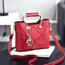 bags : Elegante Stijlvolle Sieradenset Dames - Goud Ketting Oorbellen in Wine Red van Pantino