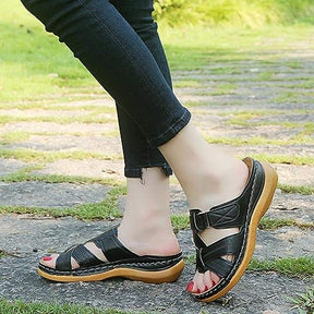 Myrthe | Dames Orthopedische Sandalen - Ideaal voor Dagelijks Comfort en Ergonomische Ondersteuning - Zwart - Myrthe | Dames Orthopedische Sandalen - Ideaal voor Dagelijks Comfort en Ergonomische Ondersteuning - € - Pantino