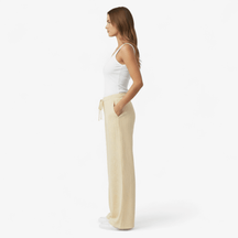 women pants : Sofia | Comfortabele Wijde Broek in Geel van Pantinoshop