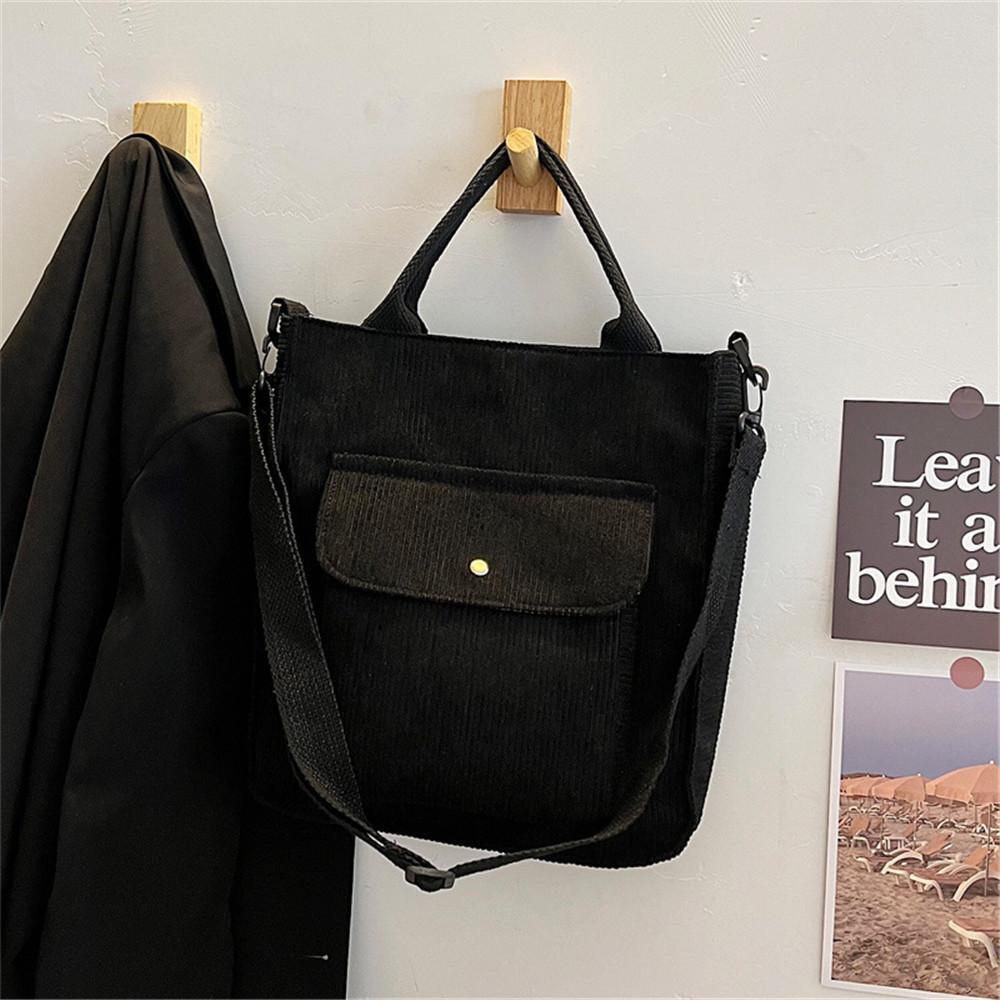 Amber Corduroy Bag | Casual trendy tas waarin alle benodigdheden passen - - - Pantino