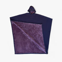 Lizett | Fleece Poncho met capuchon - Ultiem comfort en stijl- €25 : Lizett | Fleece Poncho met capuchon - Ultiem comfort en stijl in Arcane van Pantinoshop
