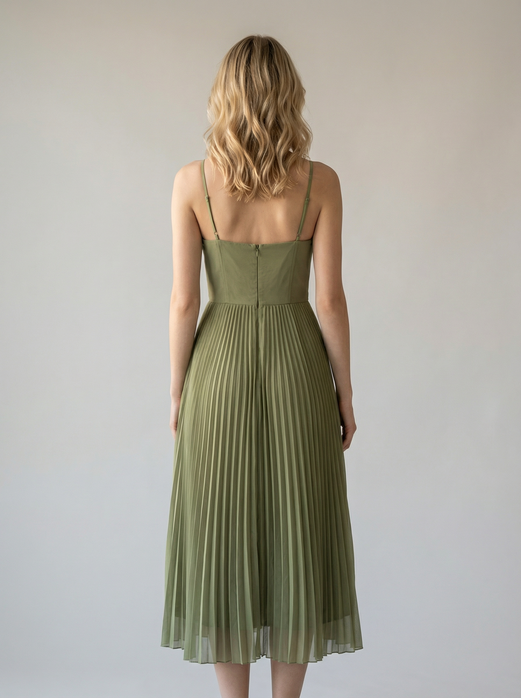 Elegante geplooide damesjurk met dunne bandjes - Zomerse midi-jurk