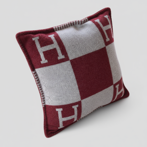home & garden : Mercer | Designer Cashmere Deken - Luxe Warmte voor Thuis in Bourgondië van Pantinoshop