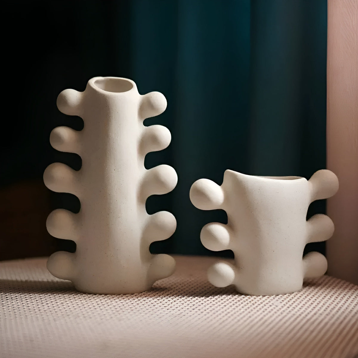 home & garden : NordicBloom Vase - Minimalistische Vaas van Ongeglazuurd Keramiek met Scandinavisch Design in van Pantino