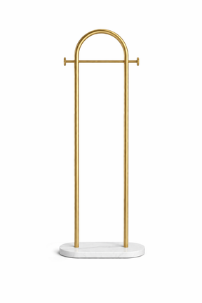 home & garden : Minimalistische Staande Kapstok van Metaal met Slab Voet in Goud van Pantino