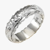 Rings : Evangeline | 14K gouden ring met gebeeldhouwd bloemenmotief in groen van Pantino
