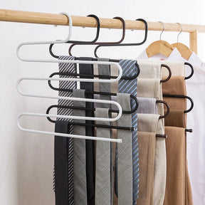 Hanger voor de pantalon | S-vormige steun met 5 lagen - Ruimtebesparend in de kast (1 + 1 GRATIS) - - Hanger voor de pantalon | S-vormige steun met 5 lagen - Ruimtebesparend in de kast (1 + 1 GRATIS) - €25 - Pantino