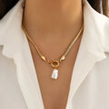 Colgante elegancia de perlas - Dorado