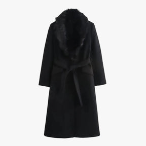 Damesjassen & -jacks : Mary | Lange Dames Jas Winter met Bontkraag in Zwart van Pantino