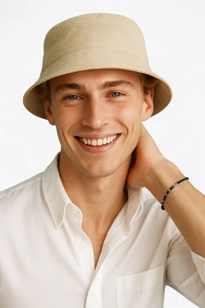 Hat : Luca | Heren linnen bucket hat in beige in van Pantino