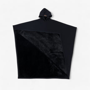 Lizett | Fleece Poncho met capuchon - Ultiem comfort en stijl- €25 : Lizett | Fleece Poncho met capuchon - Ultiem comfort en stijl in Obsidiaan van Pantinoshop