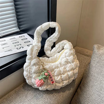 bags : Veala | Cloud Quilt geplooide schoudertas in Beige 29x20x12cm van Pantino