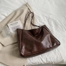bags : Tote Bag - Samsara Soft PU Leather in Coffee van Pantino