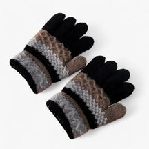 Gabe | Warme Gebreide Stijl - Ideaal voor Winteravonturen - €25 : Gabe | Warme Gebreide Stijl - Ideaal voor Winteravonturen in 3-8 jaar oudheise Één maat van Pantinoshop