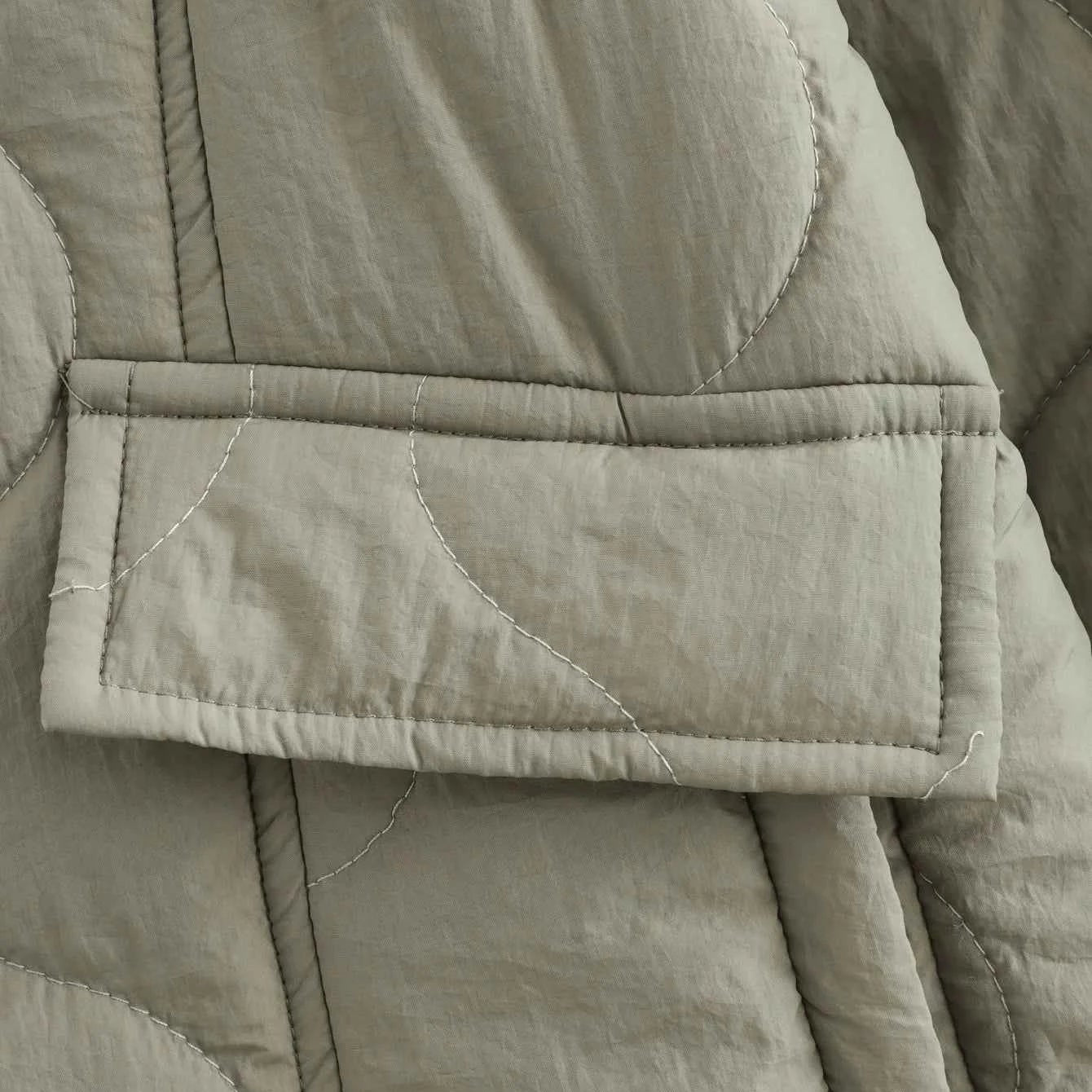 Damesbuitenjassen : Carina | Dames Gewatteerd Winterjack met Dierenprint in van Pantino