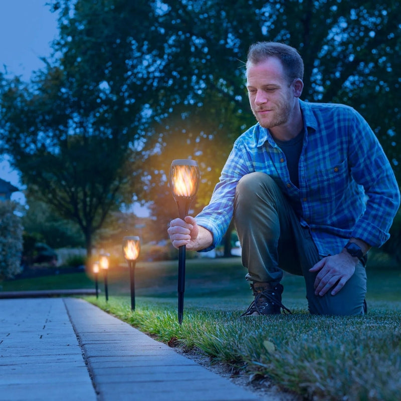 GroenLeven - Solar Tuinfakkel draadloos iedere avond gratis tuinverlichting - - Home & Garden - Pantino