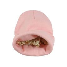 Muts met satijnen voering - Geen krullend haar meer! - €25 : Muts met satijnen voering - Geen krullend haar meer! in Roze van Pantinoshop