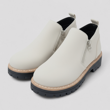 Shoes : Adie | Comfortabele laarzen met ronde neus voor dames in Beige van Pantino