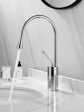 home & garden : Wastafelkraan Druppel Stijl Badkamer Draaibare Waterval Kranen - Goud Geborsteld Kort in Chroom kort van Pantino