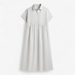 Dress : Freja | Let og Løs Sommerkjole til Damer in Wit van Pantinoshop