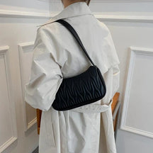bags : Cady Handbag coffee - Tas in black van Pantino