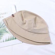 Veala | Eenvoudig stiksel emmer - Beige - hats - Pantino