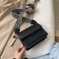 Torba crossbody dla kobiet - średnia 19 cm klasyczna imitacja skóry - skóra ekologiczna