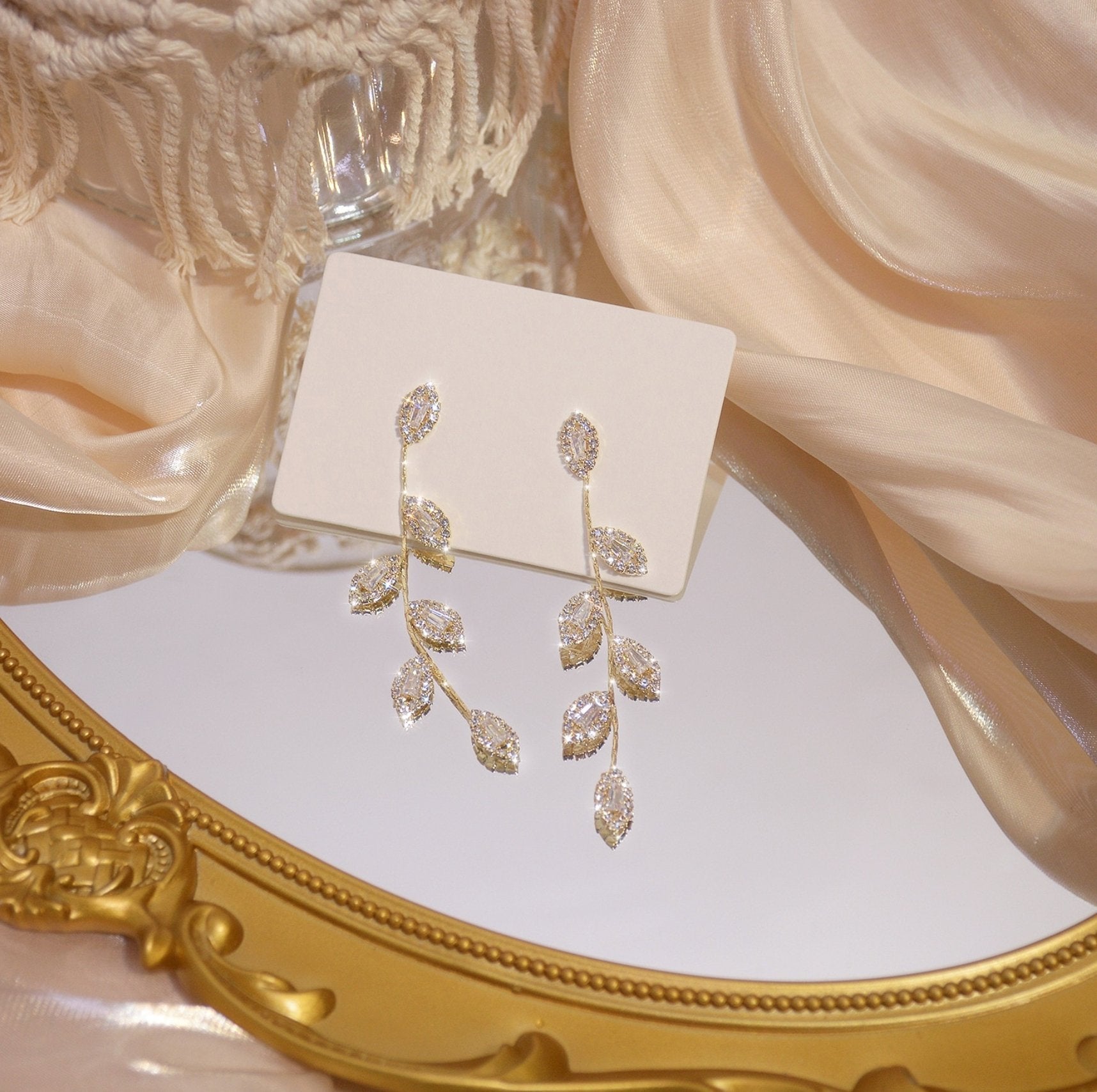 Gold Crystal Vine Oorbellen - Default Title - Earrings - Pantino